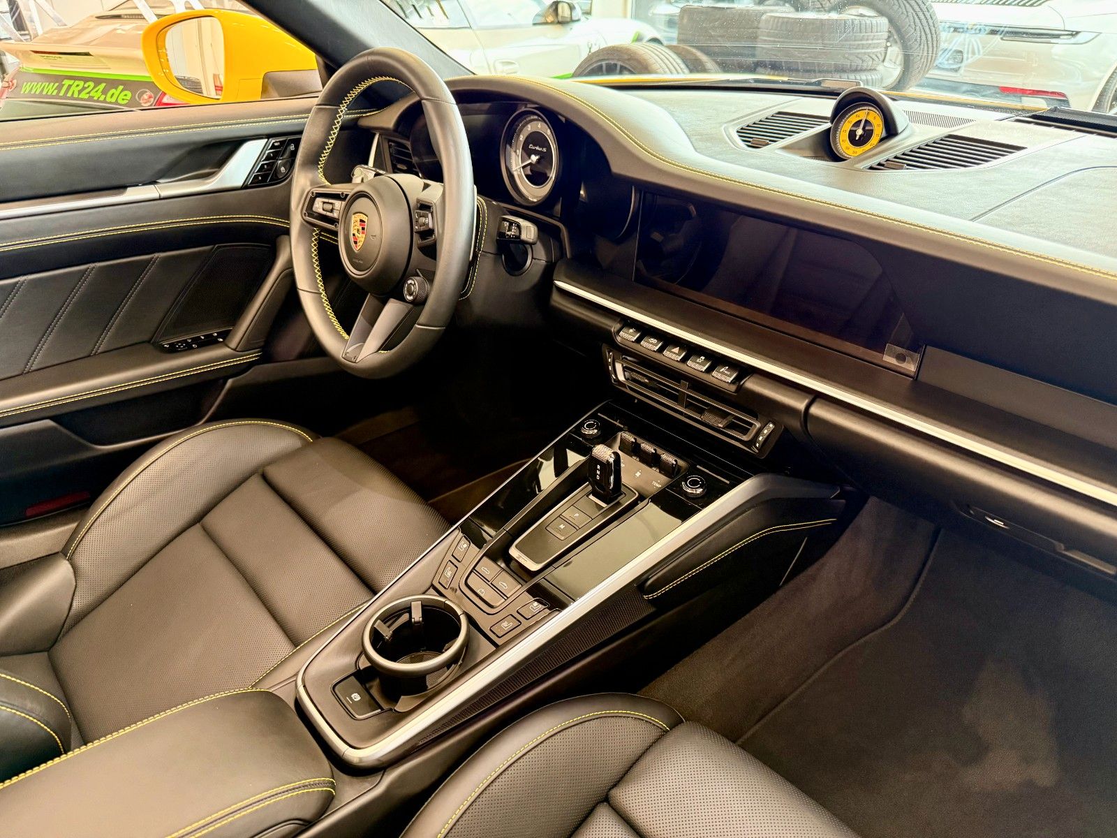 Fahrzeugabbildung Porsche 911 992 Turbo S Cabrio LIFT/InnoDrive/SAA