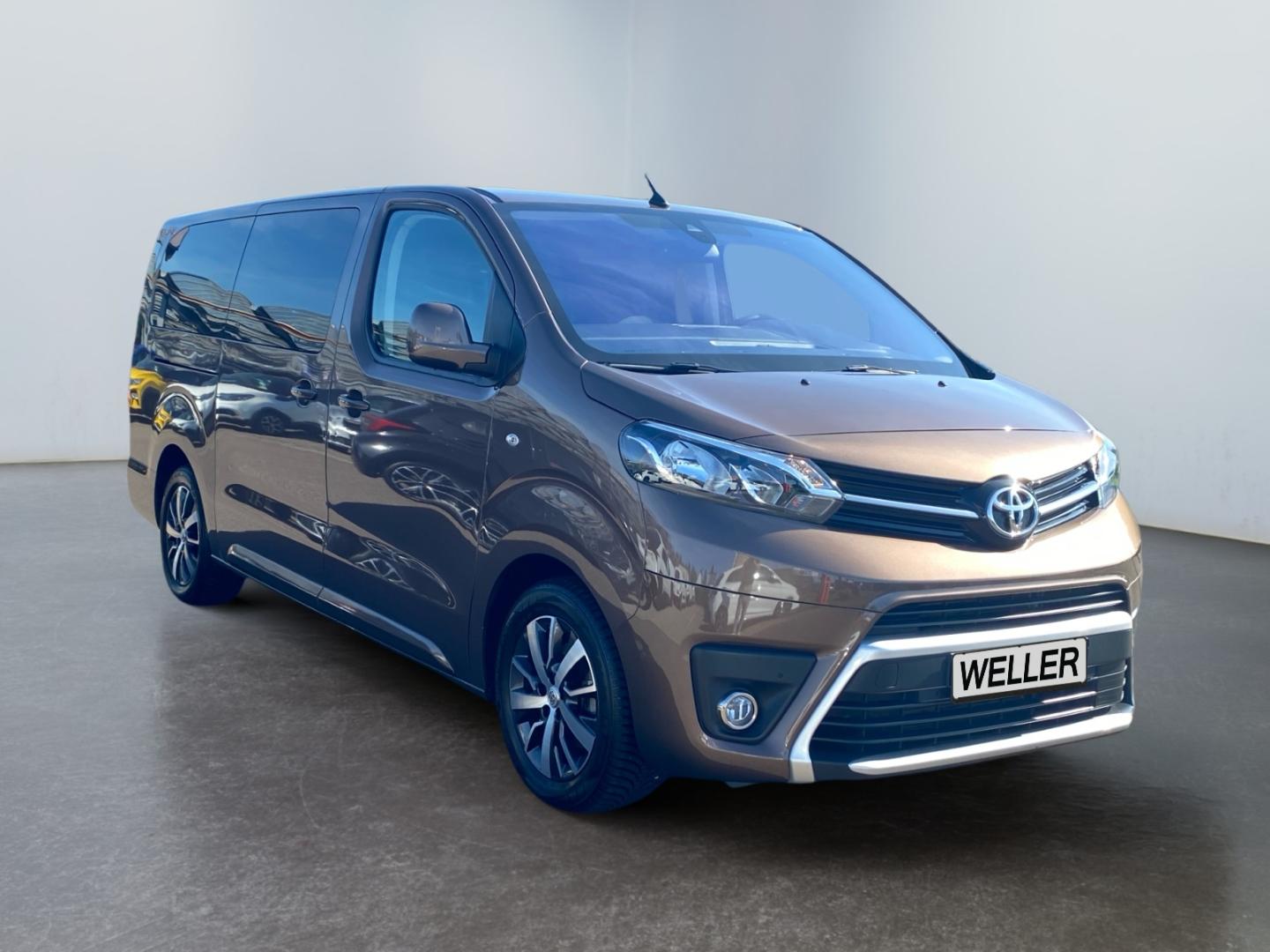 Toyota Proace Verso 2.0D L2 Shuttle Comfort *9-Si*RCam*