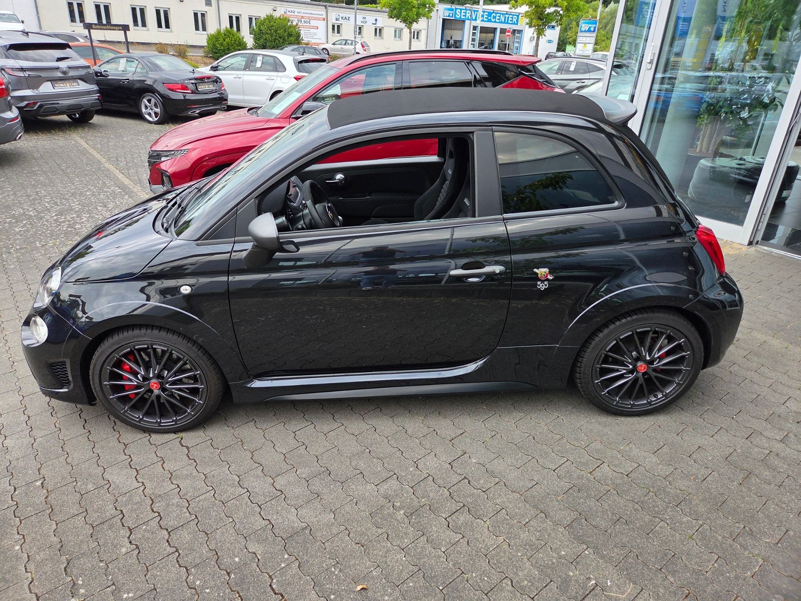 Fahrzeugabbildung Abarth 595C Competizione NAVI CarPlay