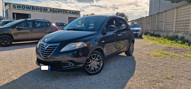 Lancia Ypsilon 0.9 TwinAir 85 CV 5 porte S&S DFN