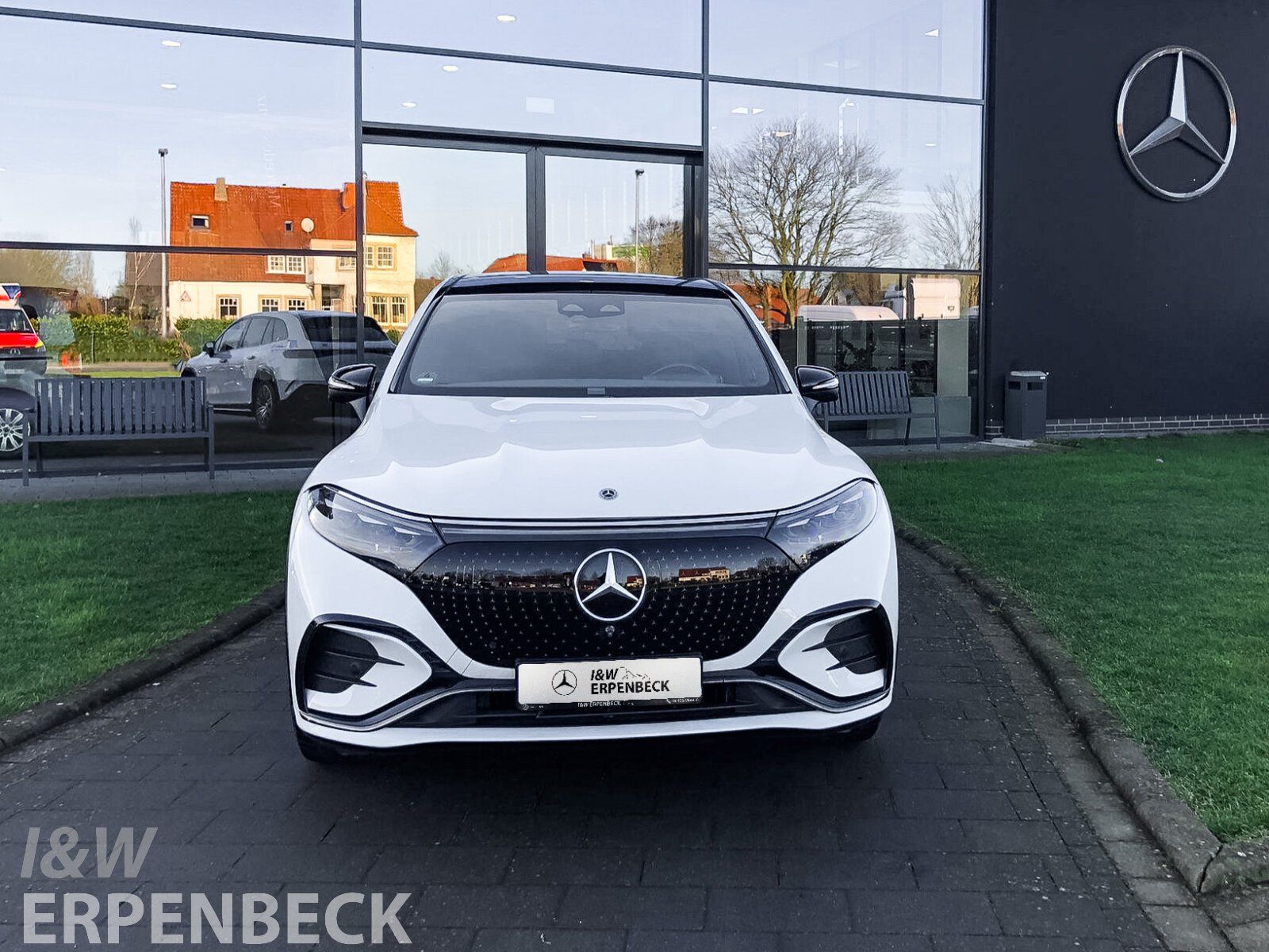 Fahrzeugabbildung Mercedes-Benz EQS SUV 500 AMG Line 4Matic