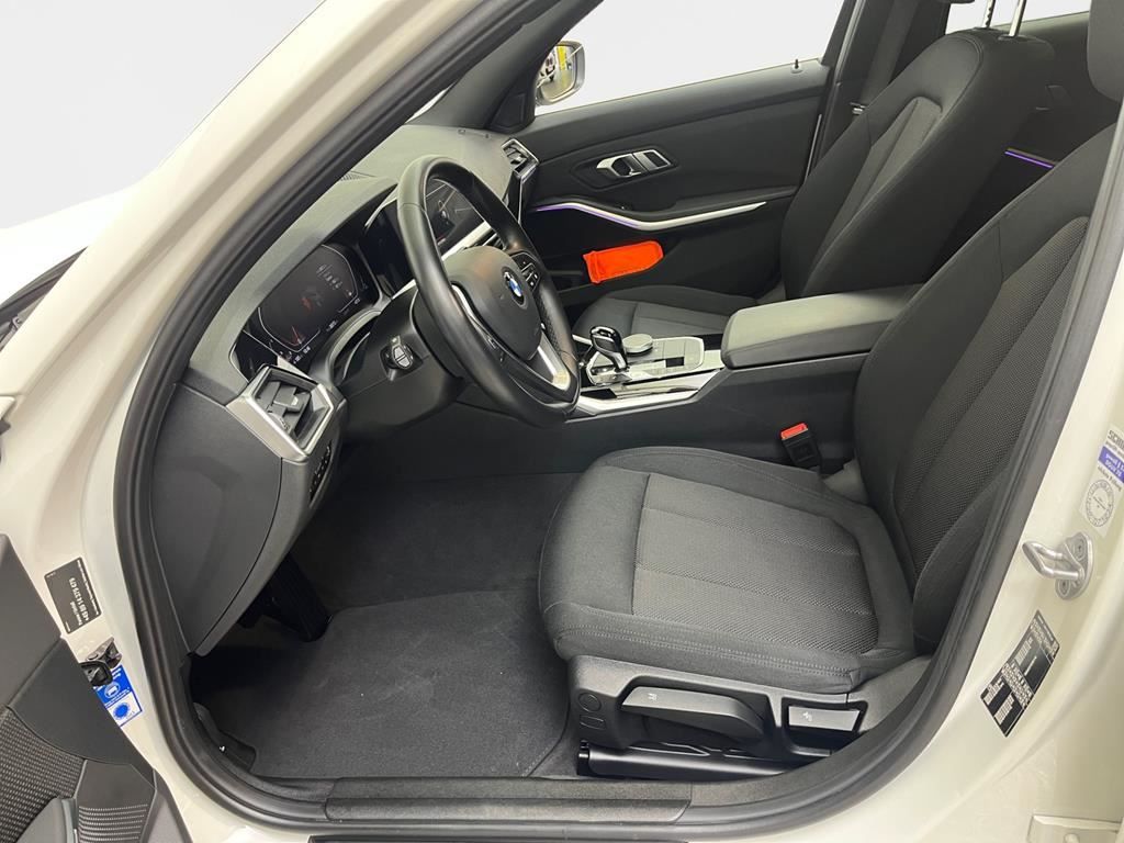 BMW 320d Touring Aut Advantage ACC+Pano+RFK+HiFi+SHZ foto 9