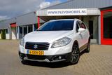 Suzuki SX4 S-Cross 1.6 High Executive Leder|Pano|LMV|PD - weiße Suzuki (SX4) S-Cross