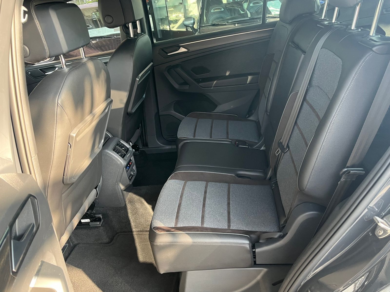 Fahrzeugabbildung SEAT Tarraco Xcellence 4Drive AHK 7-Sitz. LED NAVI