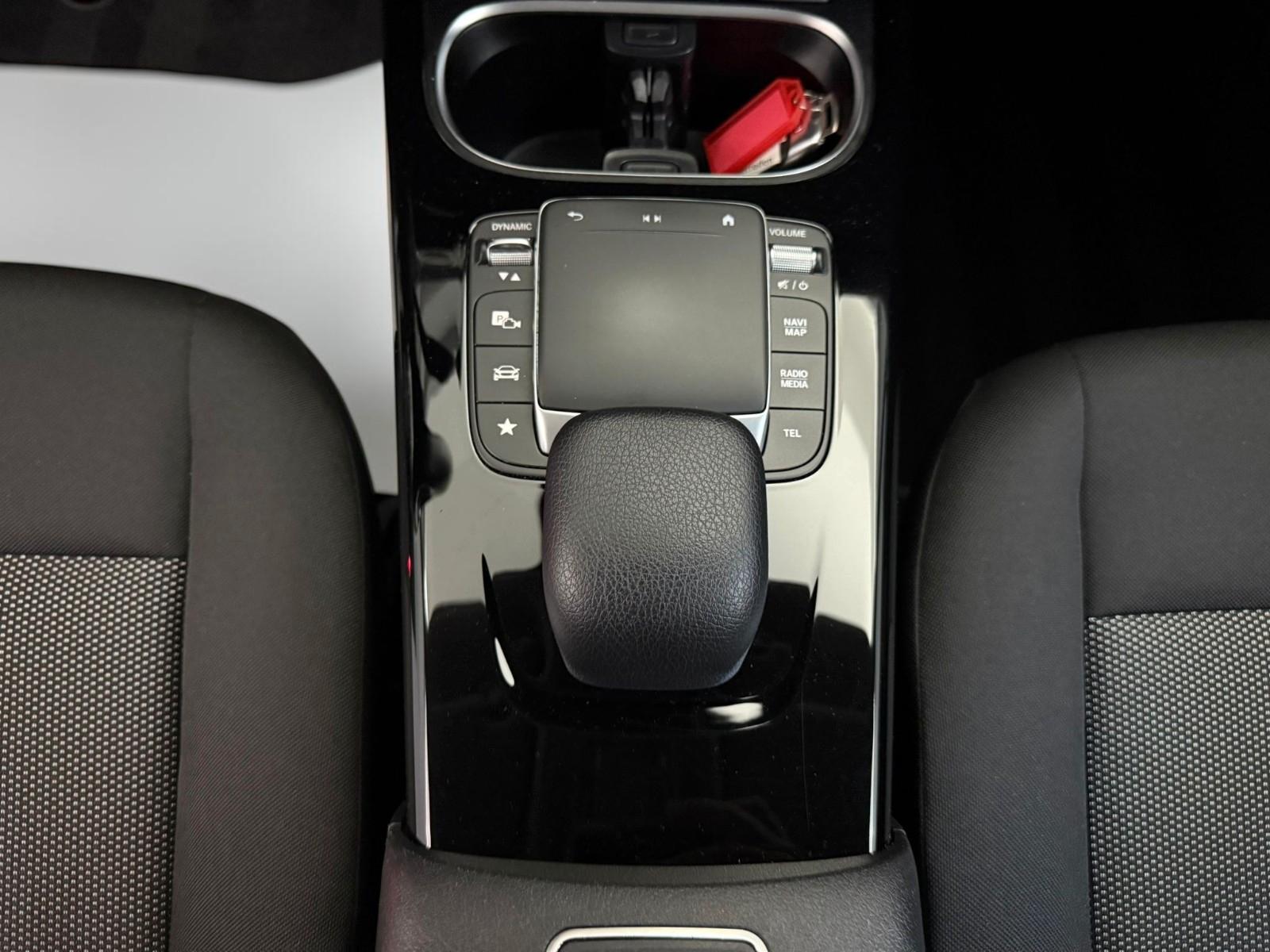 Mercedes-Benz CLA 180d Shooting Brake AHK*ACC*WIDE*CARPLAY, миниатюра 24