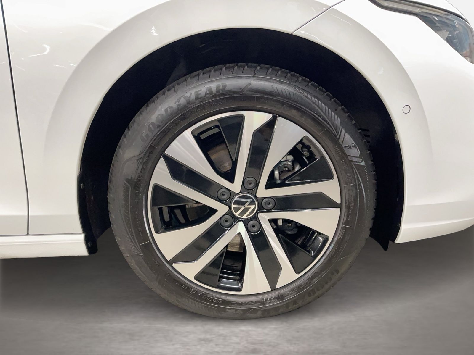 Volkswagen Golf - Bild 8