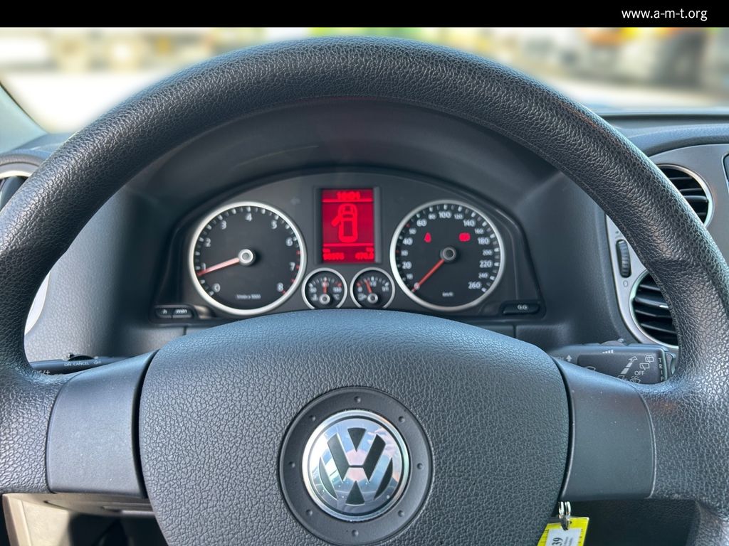 VW Tiguan 2.0 TSI 4Motion AHK – HÄNDLER / GEWERBE !