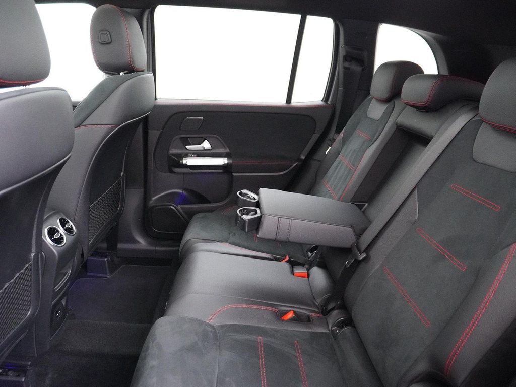 Mercedes-Benz GLB 180 AMG Business Solution | Panorama - Schie