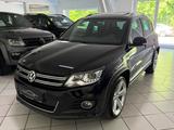 Volkswagen Tiguan 2.0 TSI 4Motion R-Line PANO  1 HAND AHK - Volkswagen in Bielefeld