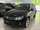 Volkswagen Tiguan 2.0 TSI 4Motion R-Line PANO  1 HAND AHK - Volkswagen Tiguan mit Benzin-Antrieb: R Line