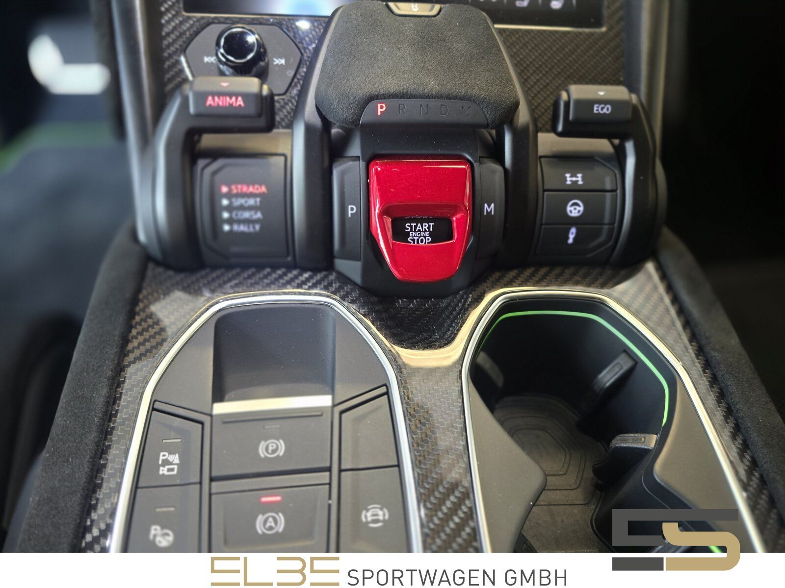 Lamborghini Urus PERFORMANTE FULL CARBON Akrapovic B&O foto 22