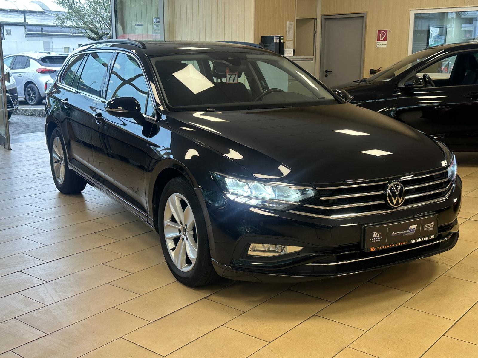 Volkswagen Passat 4Motion*2,0TDI*Pano*ACC*AHK*Massage*1Hand