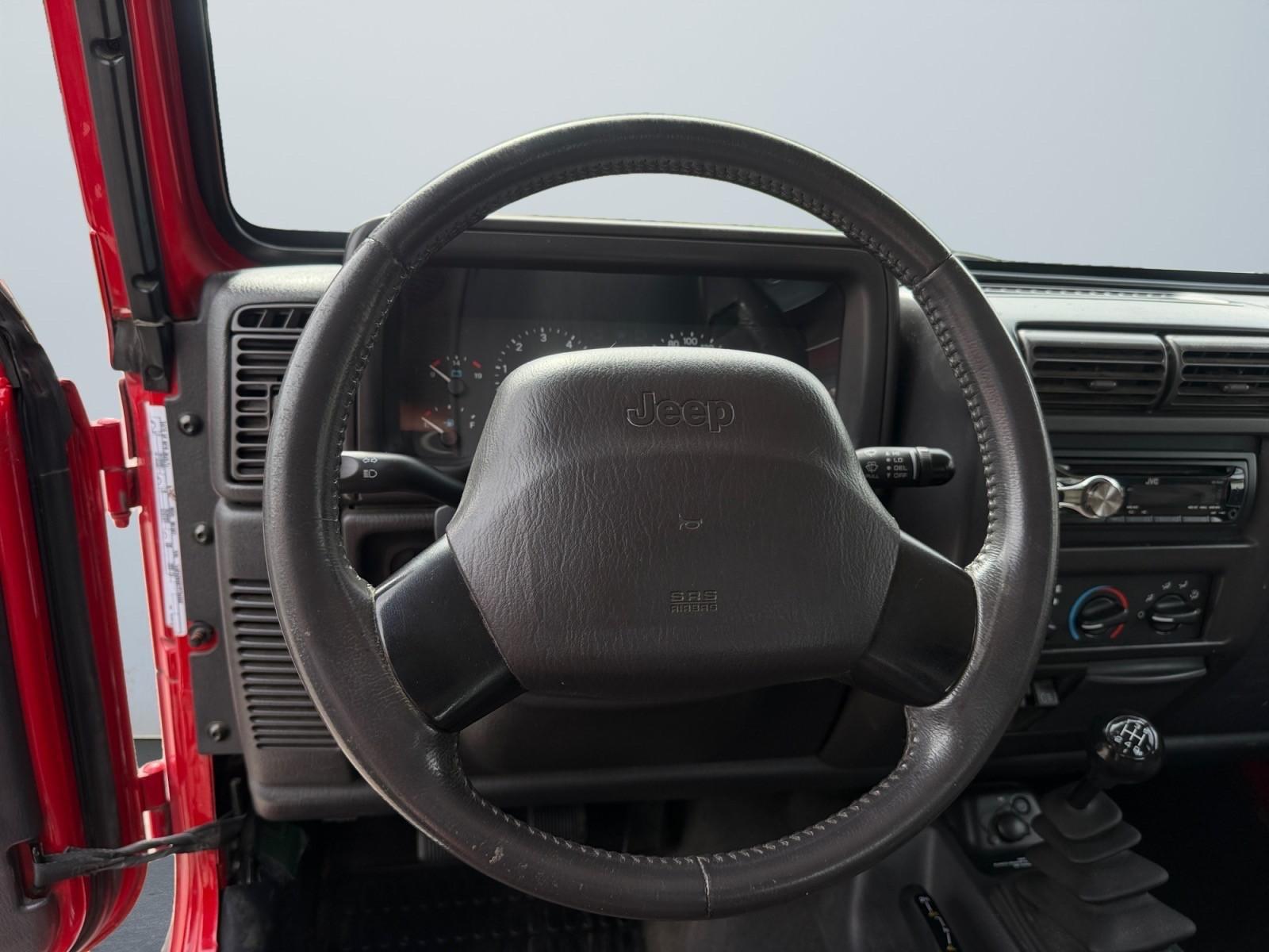 JEEP WRANGLER 4.0 SAHARA SPORT 177CH - 4X4 - CONTRÔLE TECHNIQUE NEUF - BVM