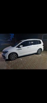 Volkswagen Touran 2.0 TDI SCR 140kW DSG Highline R-Line