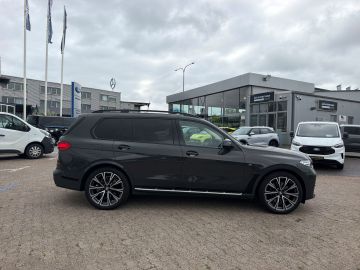 BMW X7 - 6