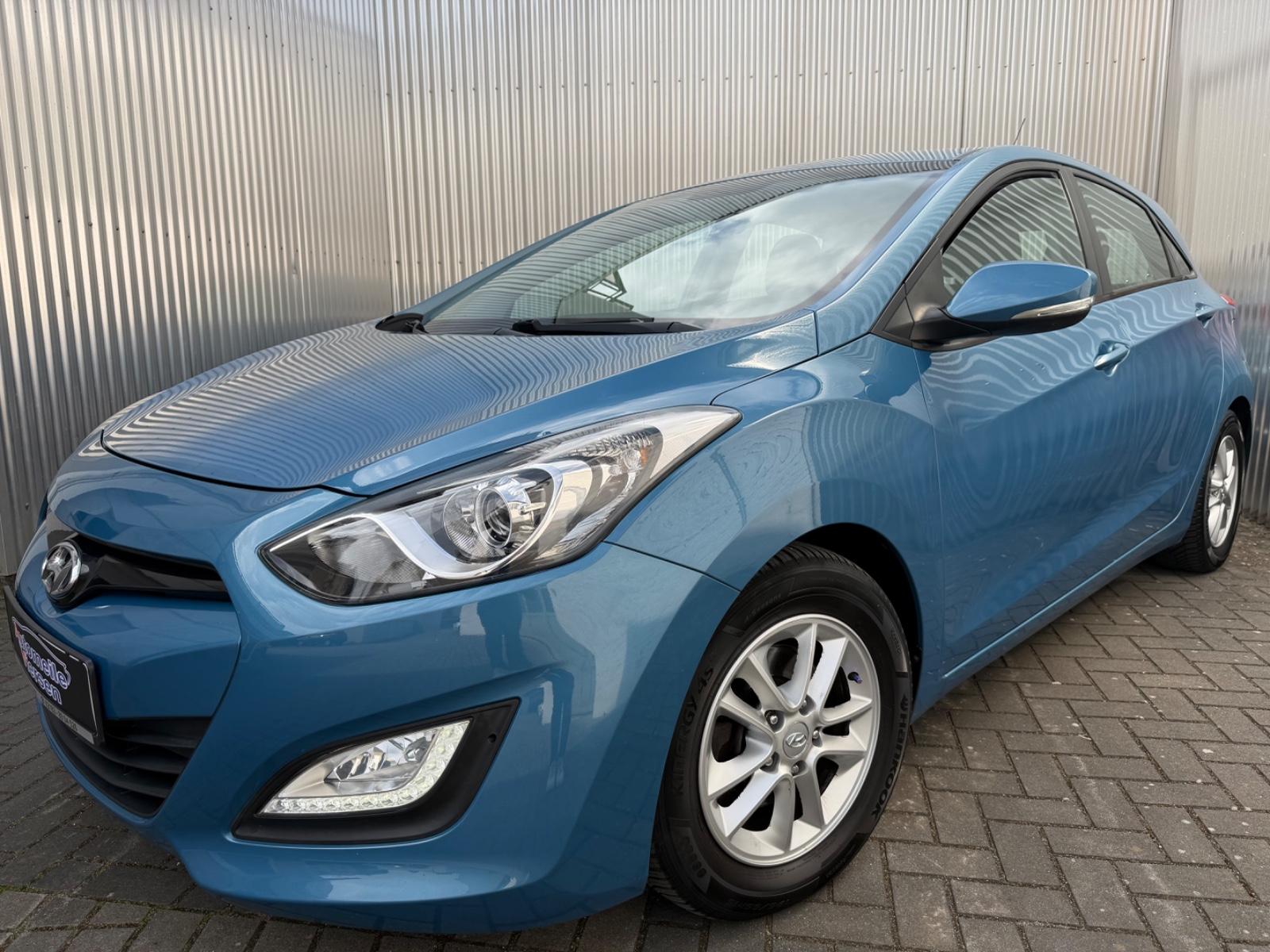 Hyundai i30 1.6 l Style Klimatronic Garantie Top Zustand