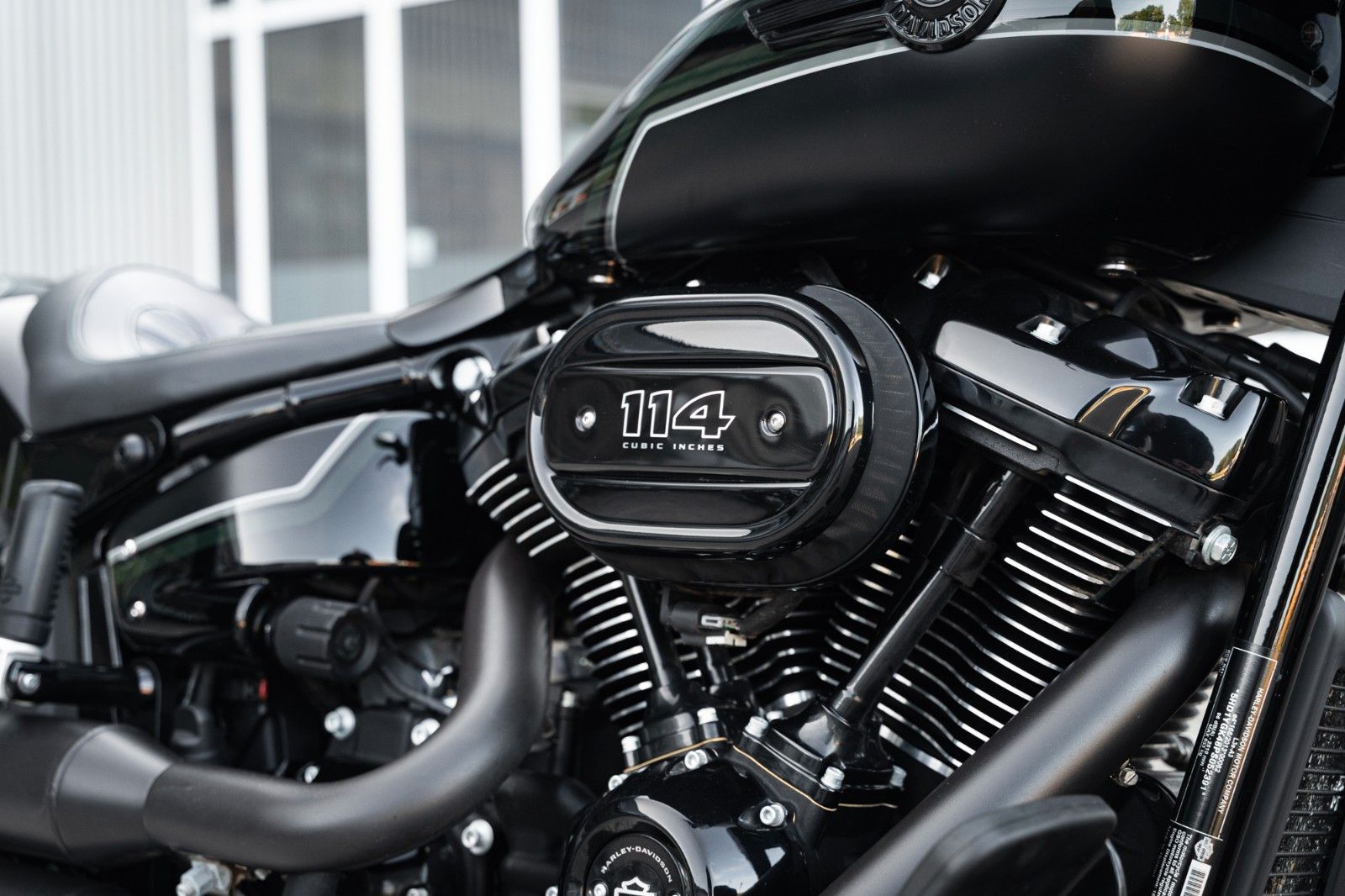 Fahrzeugabbildung Harley-Davidson DARK FAT BOY FLFBS 114 MY23 -JEKILL&HYDE-