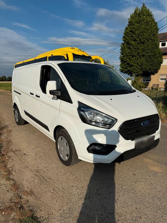 Image of Ford Transit Custom