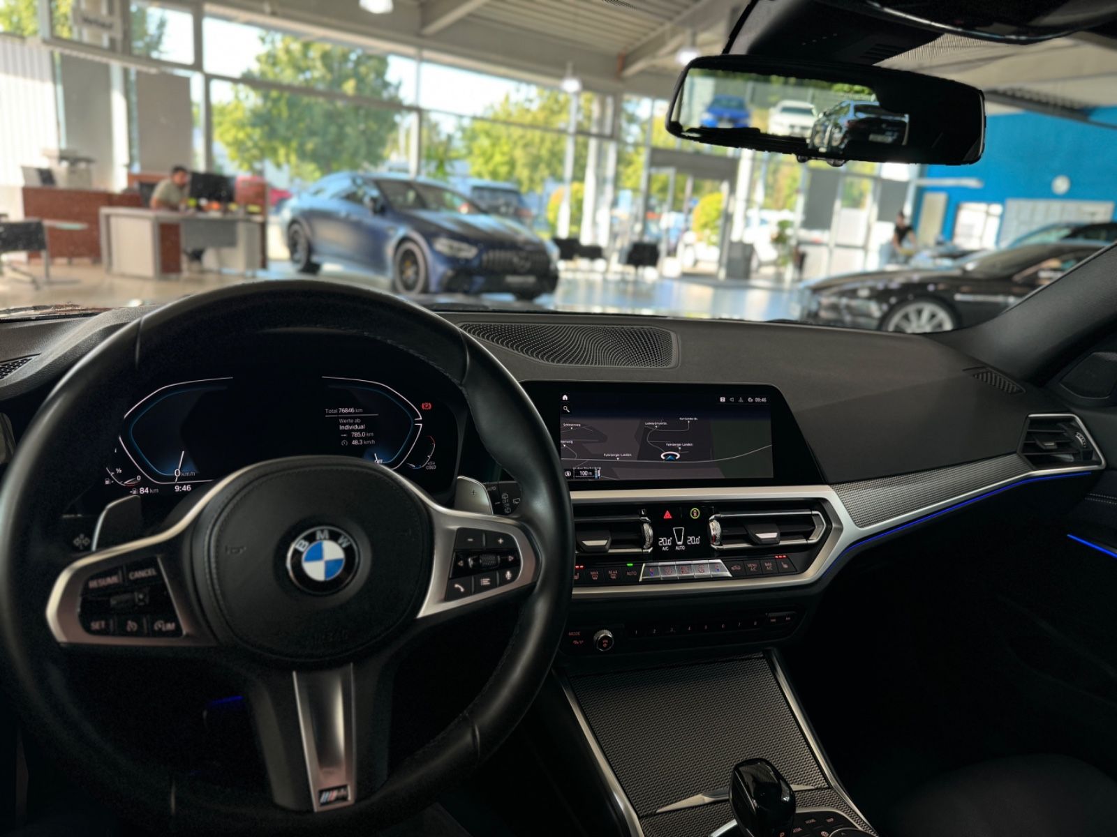 Fahrzeugabbildung BMW 320i  M Sport Kamera Laser HUD DAB HiFi Komfort