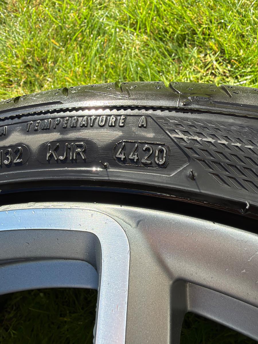 Audi A4 2.0 TFSI quattro Avant - AHK+Leder+HUD+Pano