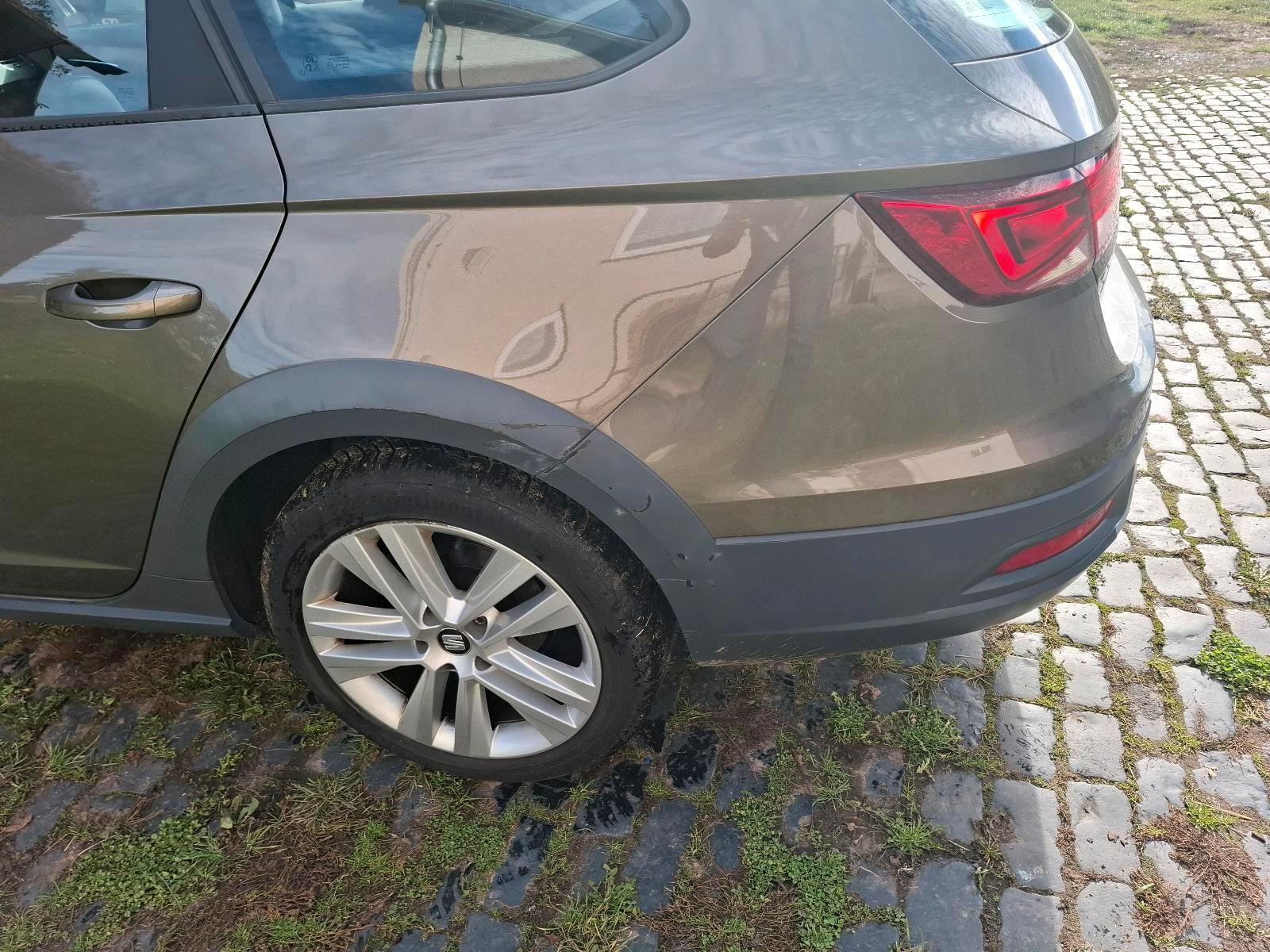 Seat Leon 2015 — photo 10