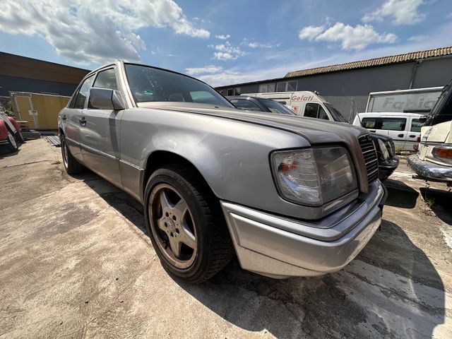 Mercedes-Benz 400 E W124