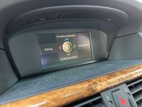 BMW 530iX 3.0 1.HD SCHECKH LEDER SHZ NAV PDC EXPORT bei Autohaus Landmann & Maier OHG