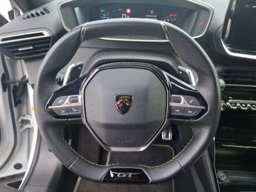 Peugeot 2008 GT 1.2 PureTech 130 360+AHK+Kam.+KeyLess+SD