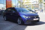 Volkswagen Golf VIII Variant 2.0 TDI R-Line LED AHK Head-Up - Volkswagen Golf mit Diesel-Antrieb: Schiebedach