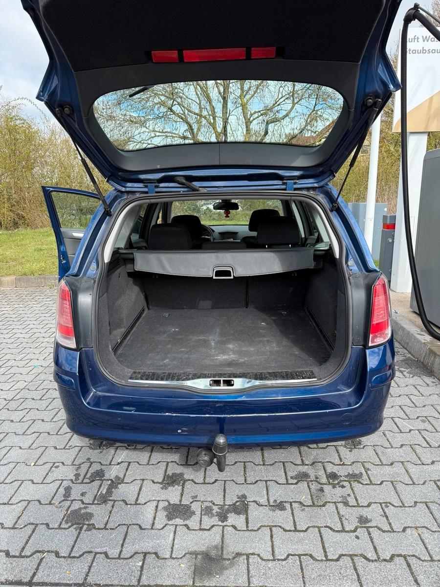 Opel Astra 2006 — photo 13