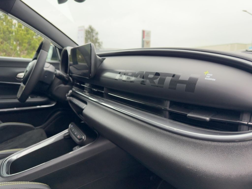 Fahrzeugabbildung Abarth 600e 280PS, Sabelt-Sitze