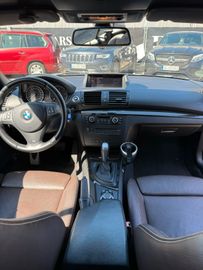 BMW 120 - 6