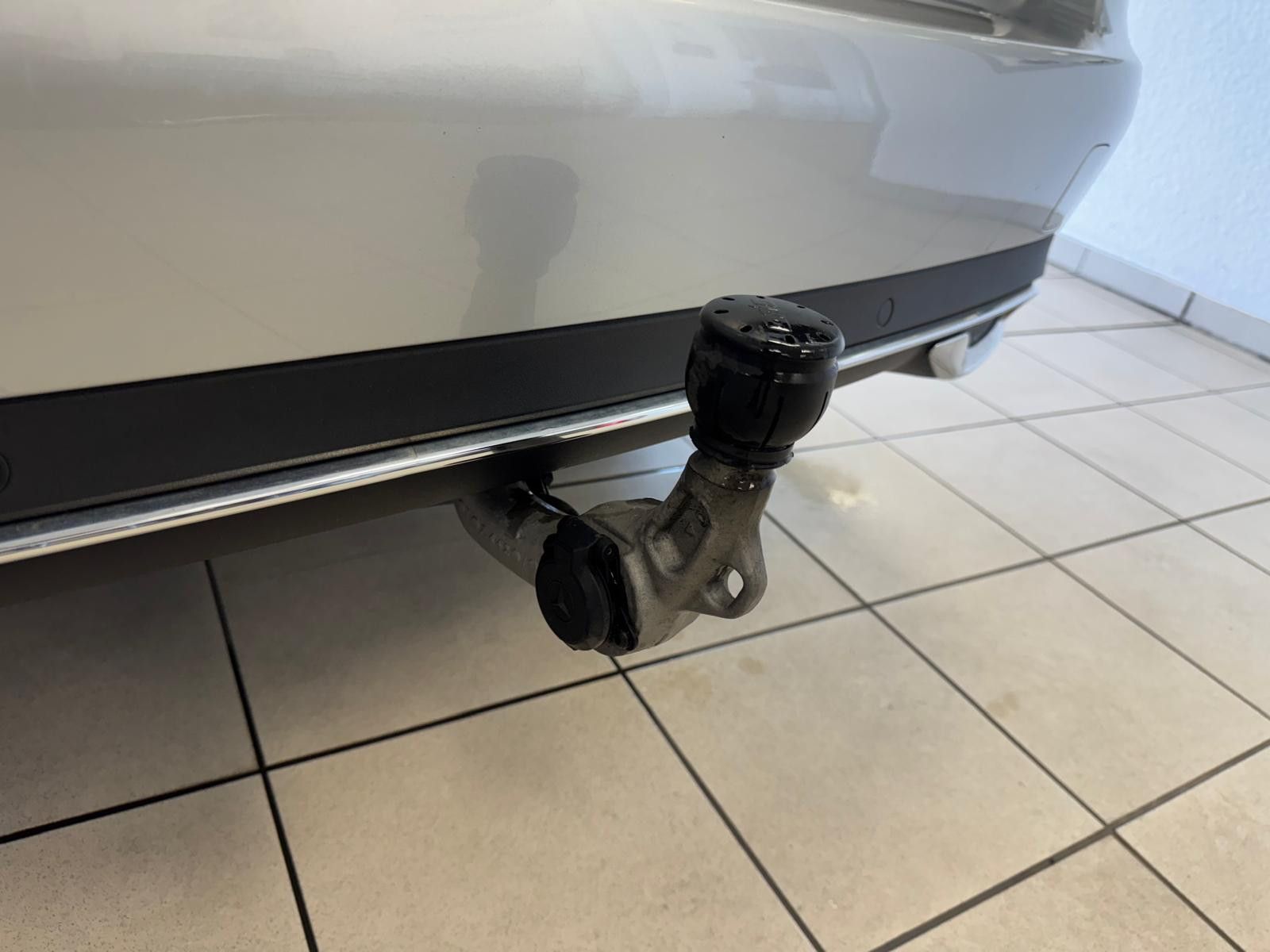 Fahrzeugabbildung Mercedes-Benz C 200 T-Modell AVANTGARDE/AHK/NAVI/KLIMA