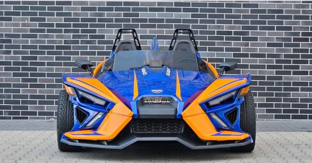 Polaris slingshot R