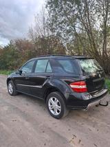 Mercedes-Benz Mercedes ML 280  gepflegt, Leder, Kamera. ... - gebrauchte Mercedes-Benz ML 280 aus dem Jahr 2006