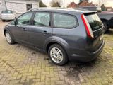 Ford Focus Turnier Style+Automatik+Klima+Sitzheizung+ - Ford Focus aus 2010 mit Diesel-Antrieb