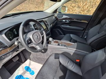 Volvo XC90 - 10