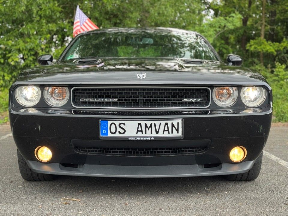 Fahrzeugabbildung Dodge Challenger 6.1 SRT8 Navi/SD/Leder Zweite Hand