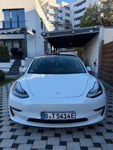 Tesla Model 3 Long Range Dual Motor AWD  - Tesla Model 3 in Berlin