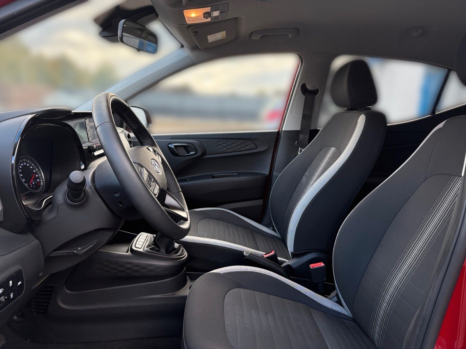 Fahrzeugabbildung Hyundai i10 Intro Edition