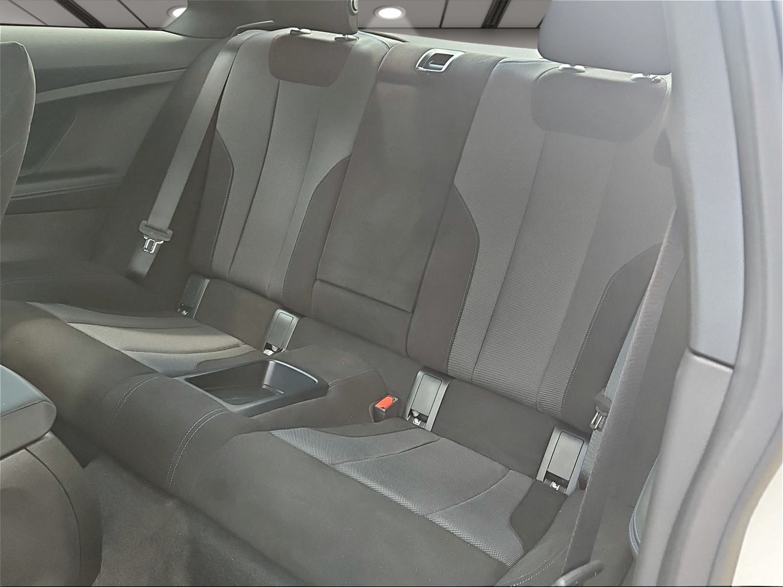 BMW 220 - Bild 6