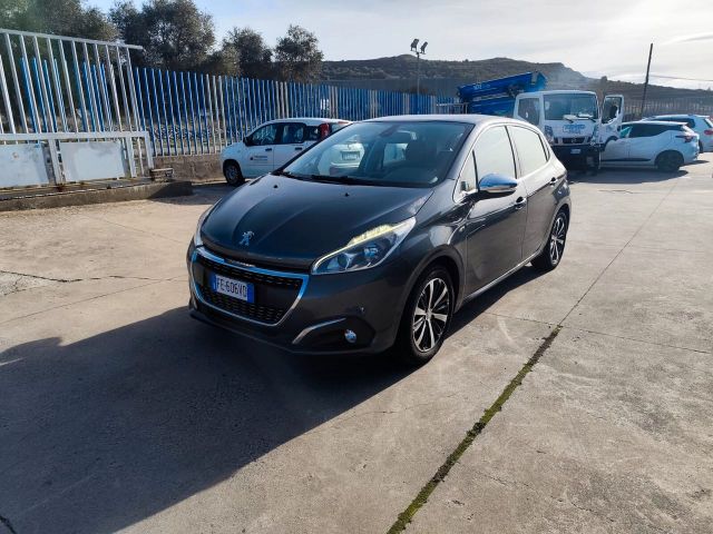 Peugeot 208 BlueHDi 75 5 porte Allure