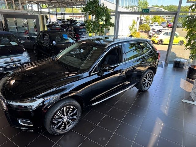 Fahrzeugabbildung Volvo XC60 Inscription AWD LEDER RFK 19"