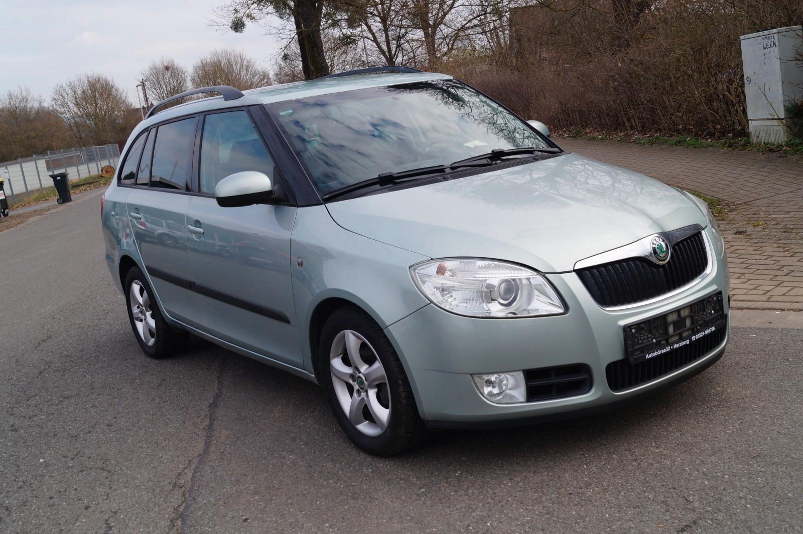 Skoda Fabia 1.6 Style Edition/AHK+LM+SHZ+Klimatronik!