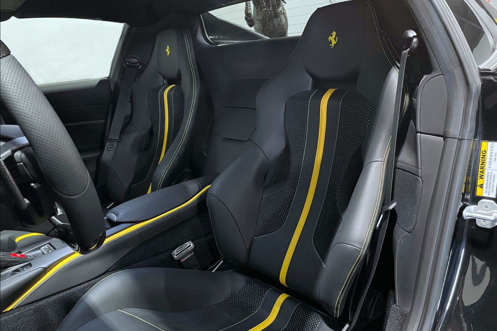 Fahrzeugabbildung Ferrari 812 GTS - FULL CARBON