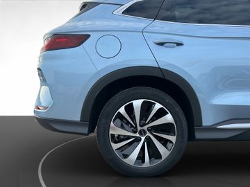 BYD Seal U EV Design HUD+KeyLess+LED+Pano+SD+SHZ