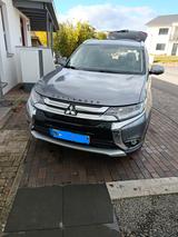 Mitsubishi Outlander 2.2 DI-D Edition 100+ 4WD Automati... - Mitsubishi Outlander mit Diesel-Antrieb: Allradantrieb, Geländewagen, Automatik, 2.2
