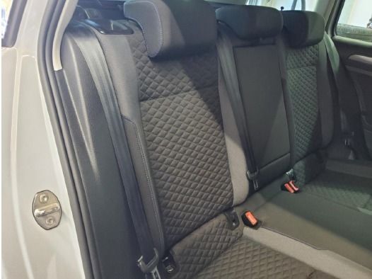 Fahrzeugabbildung Volkswagen Golf VII Variant 14TSI DSG JOIN ANHZV KAMERA PDC