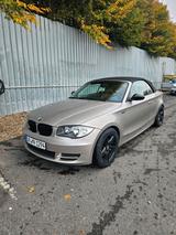 BMW Cabrio E88 Bj. 2009 143 PS - BMW in Bochum: 2.8