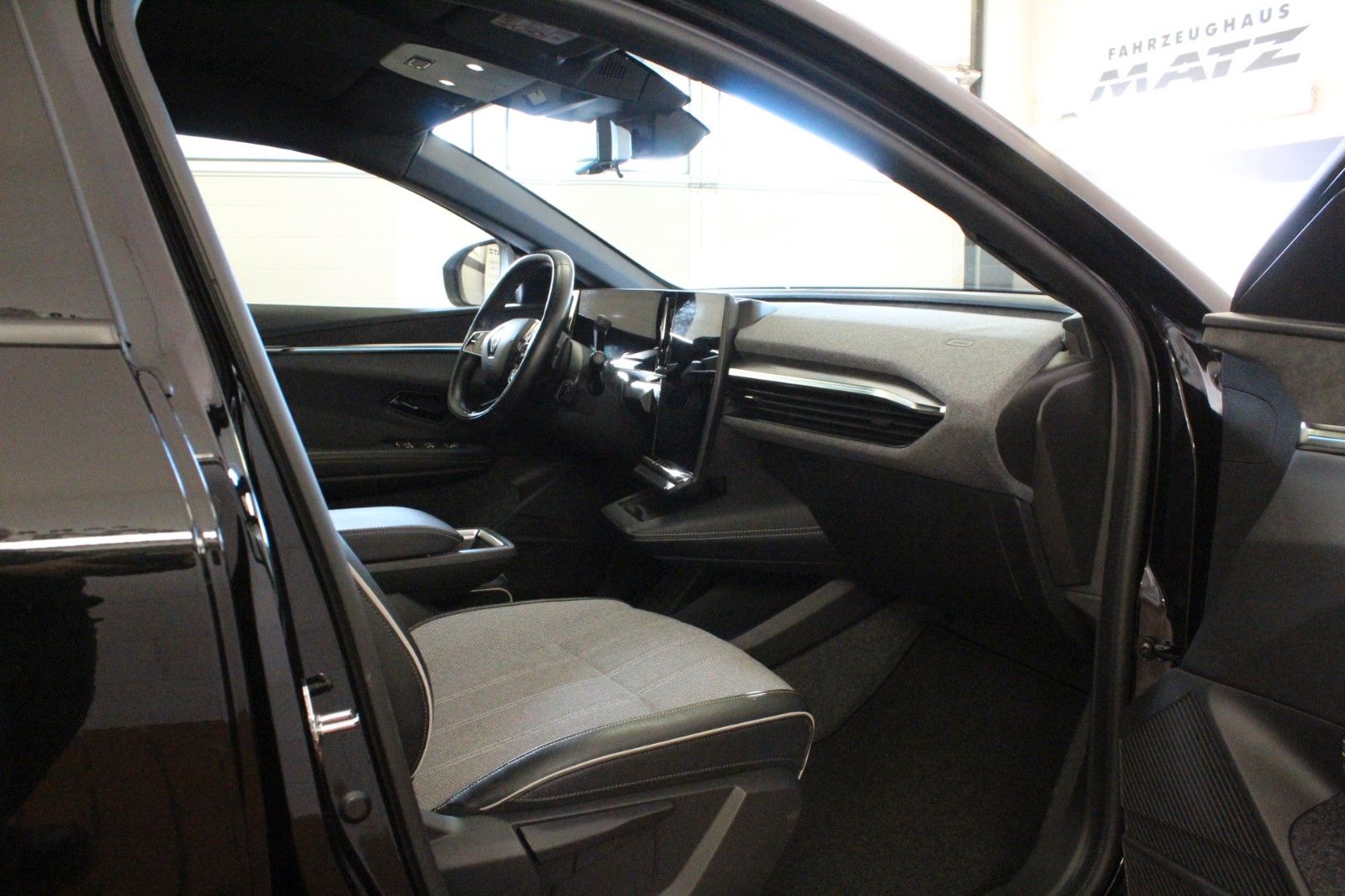 Fahrzeugabbildung Renault Megane Paket TechnoEV60 220hp optimum charge